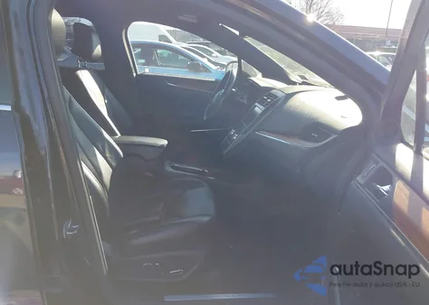 2015 Lincoln Mkc из США, поврежденный, VIN 5LMCJ2A90FUJ17753